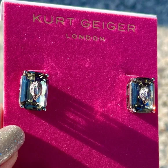 Kurt Geiger Earrings NEW W/tag Olive green Crystal Stud/gunmetal silver setting - Picture 11 of 12